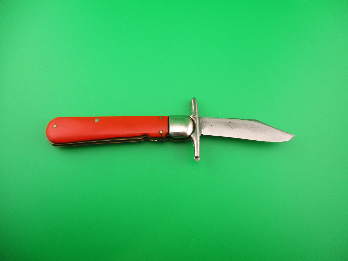 Schrade Walden Craftsman 9540 Vintage 1950 Red folding guard automatic knife