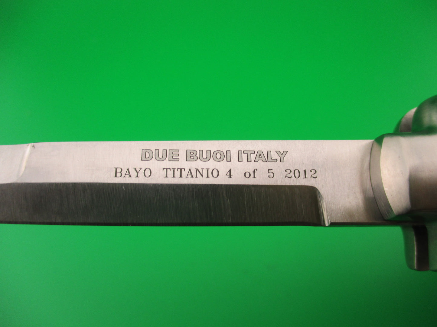 DUE BUOI 23cm Italian Limited edition Titanio 4 of 5 Stag 2012 automatic knife