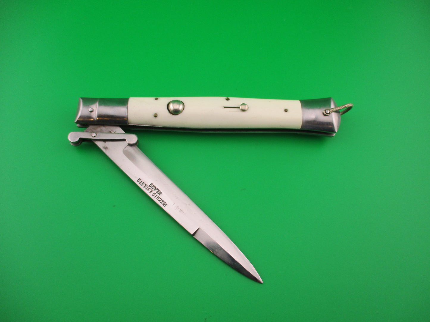 Rizzuto Estileto Milano 27cm Japanese Swing guard White vintage automatic knife
