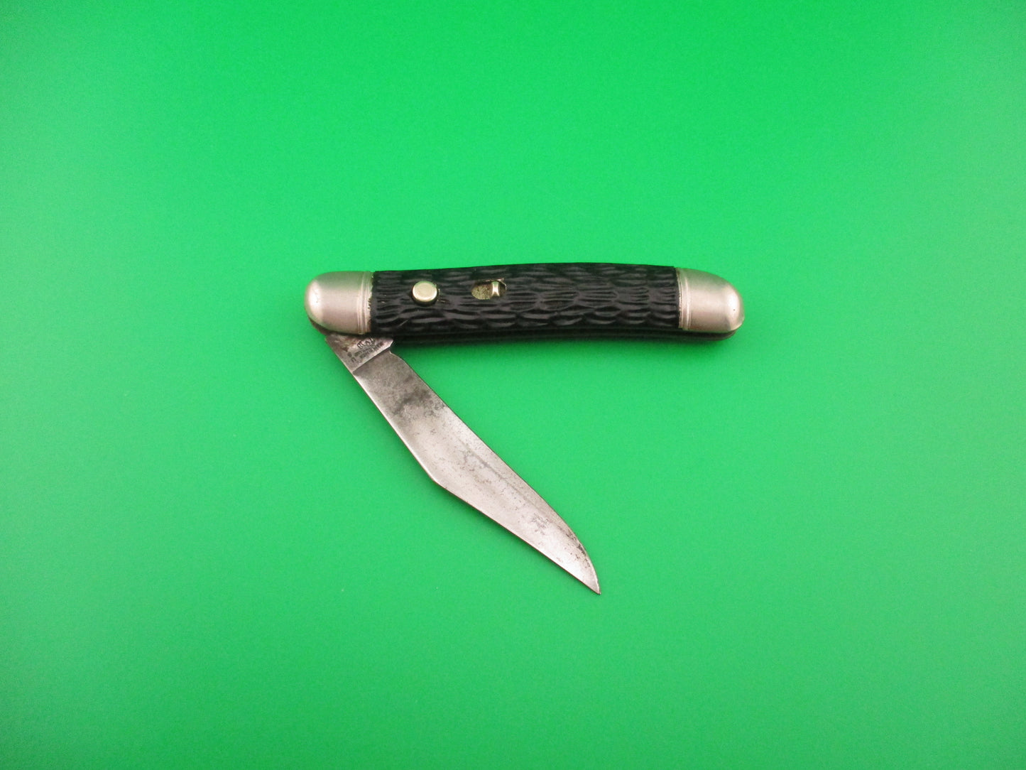 Hammer Brand Imperial Serpentine Jack Black jigged vintage switchblade knife