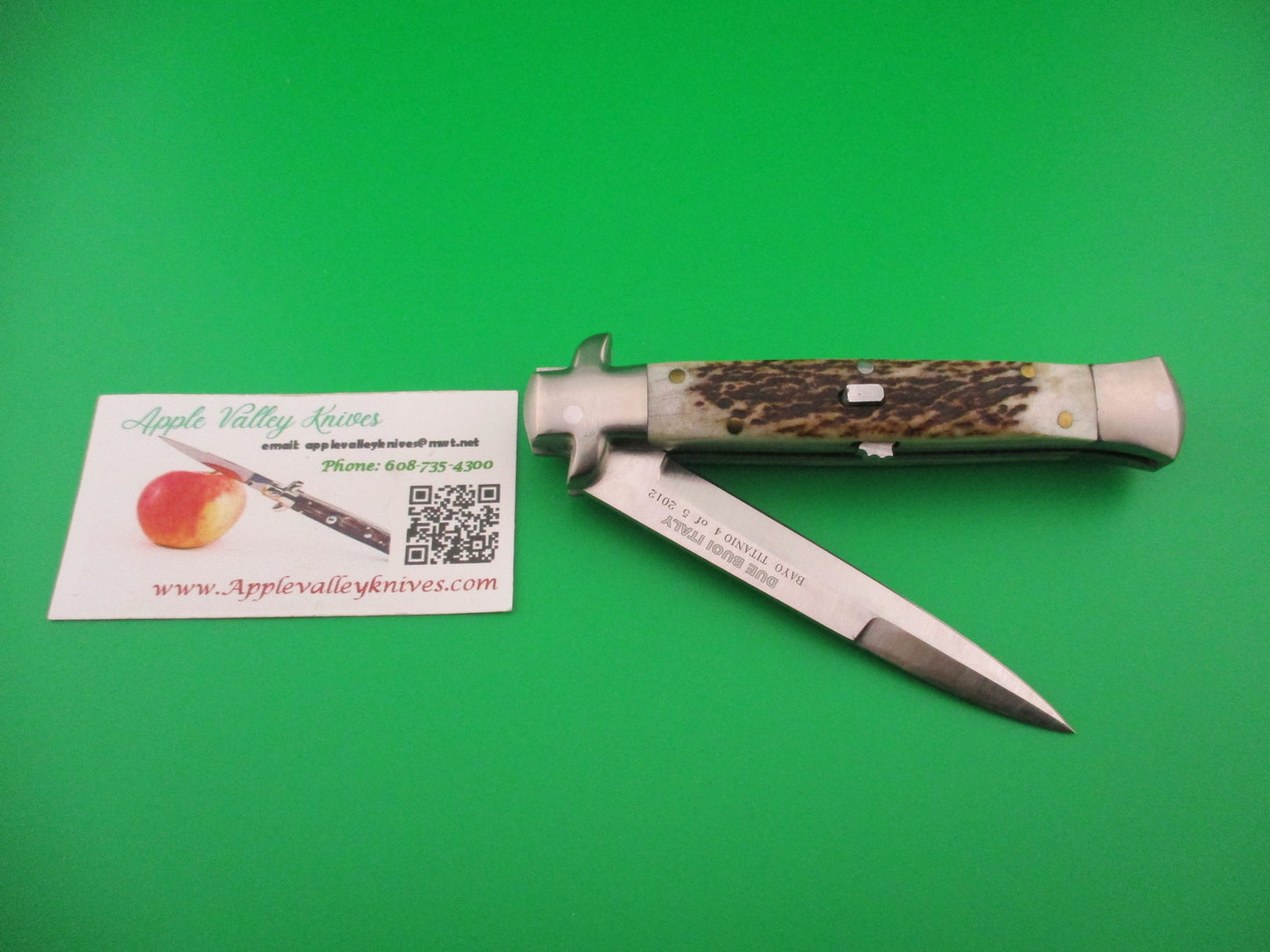 DUE BUOI 23cm Italian Limited edition Titanio 4 of 5 Stag 2012 automatic knife