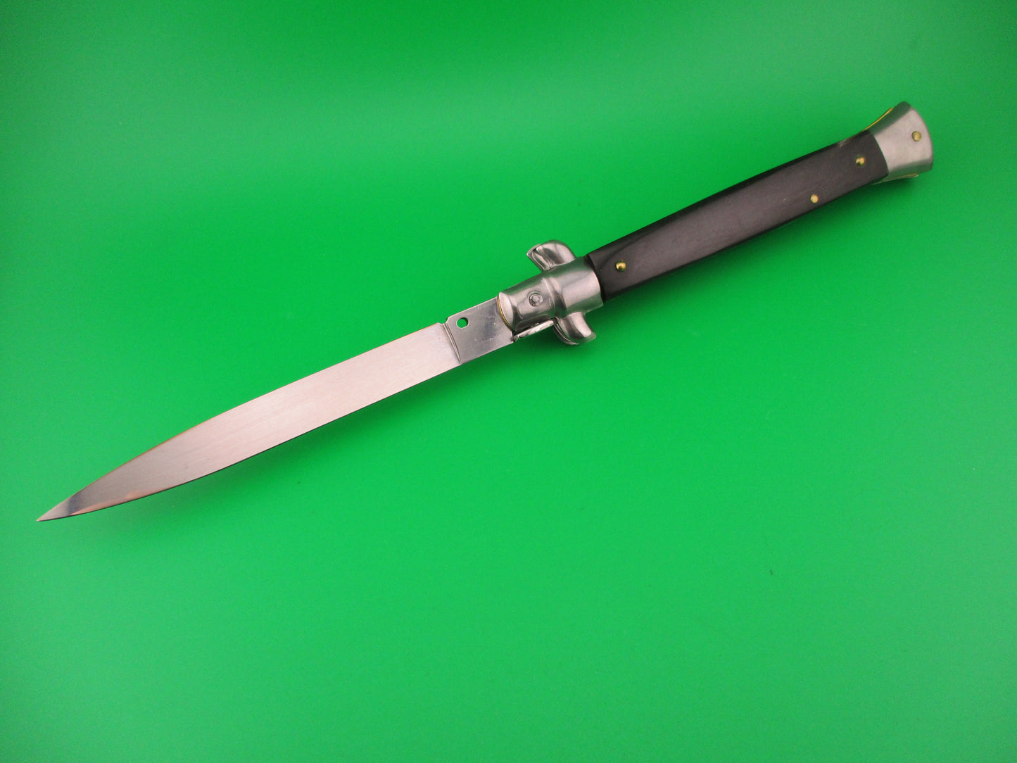 FRANK B ITALY 28cm Italian Swivel bolster Flat grind Horn automatic knife