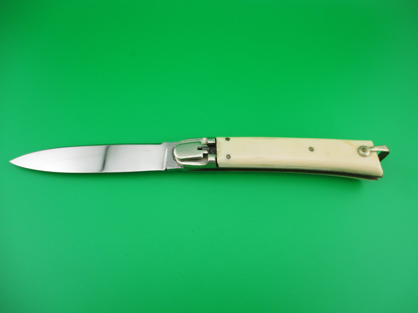 MAKINOX (diamond) 21cm French Lever Ivory Celluloid Vintage Automatic Knife