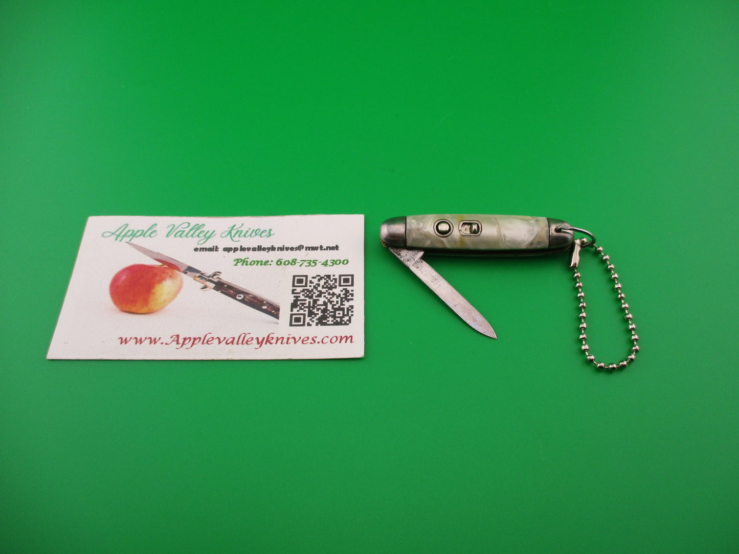 Imperial Jackomatic Jr Keychain Switchblade 1950s knife with chain