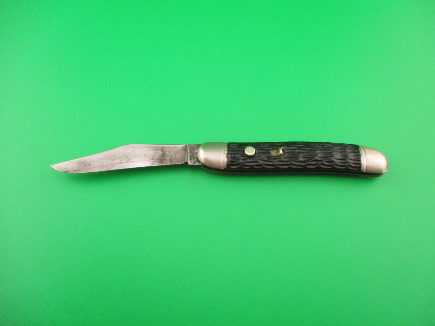 Hammer Brand Imperial Serpentine Jack Black jigged vintage switchblade knife