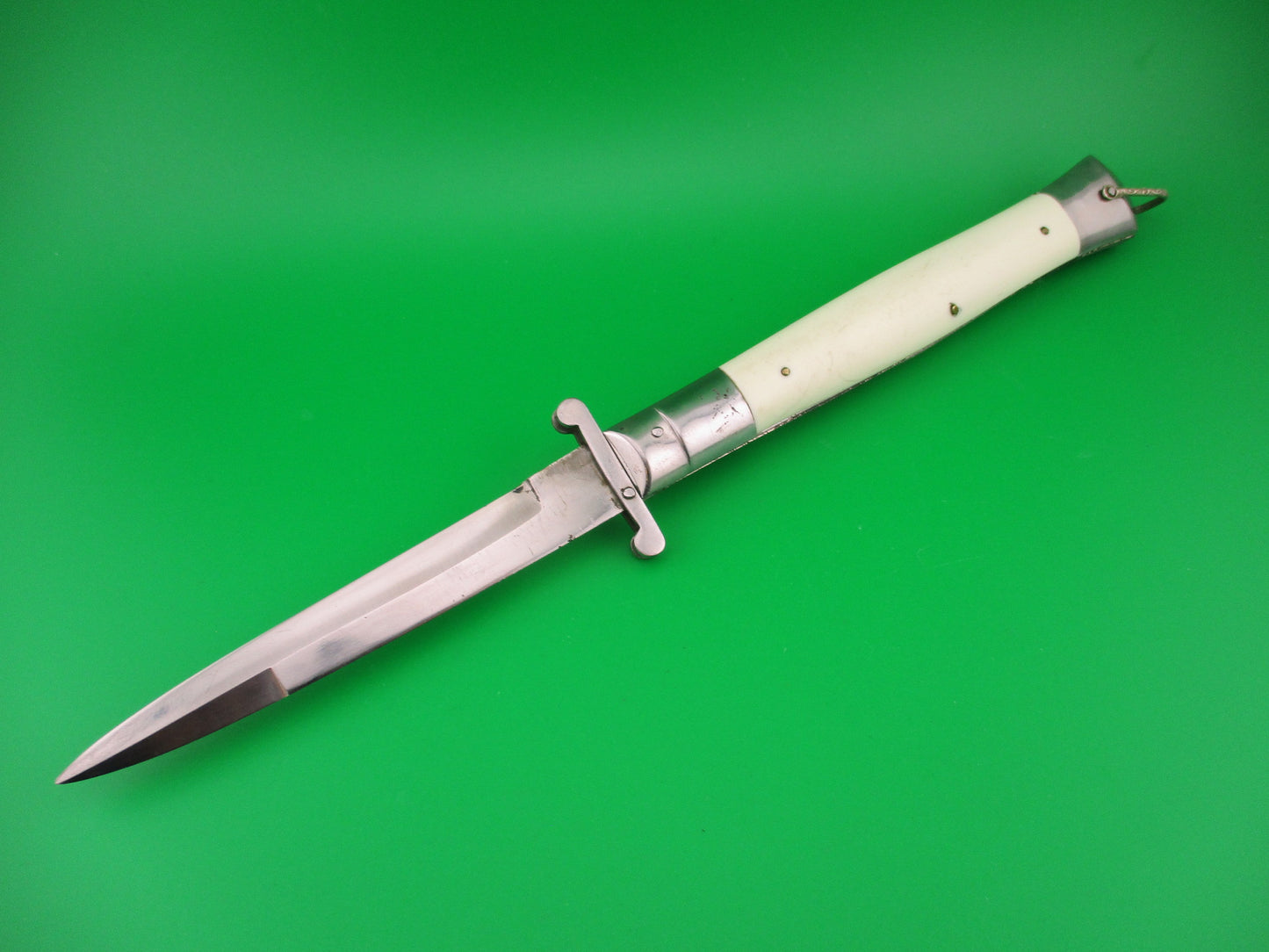 Rizzuto Estileto Milano 27cm Japanese Swing guard White vintage automatic knife
