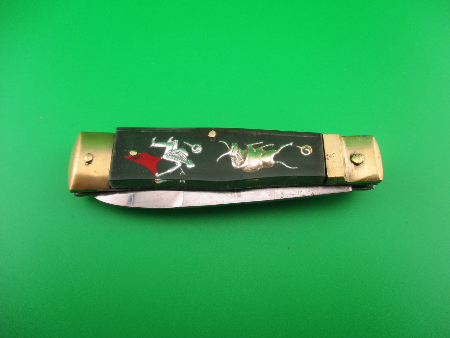 STAINLESS STEEL 17cm Japanese Bullfighter Green Bayonet blade brass lever switchblade