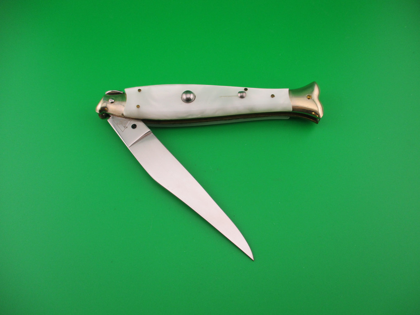 AKC 25cm Italian Picklock Fishtail Pearlex Acrylic automatic knife
