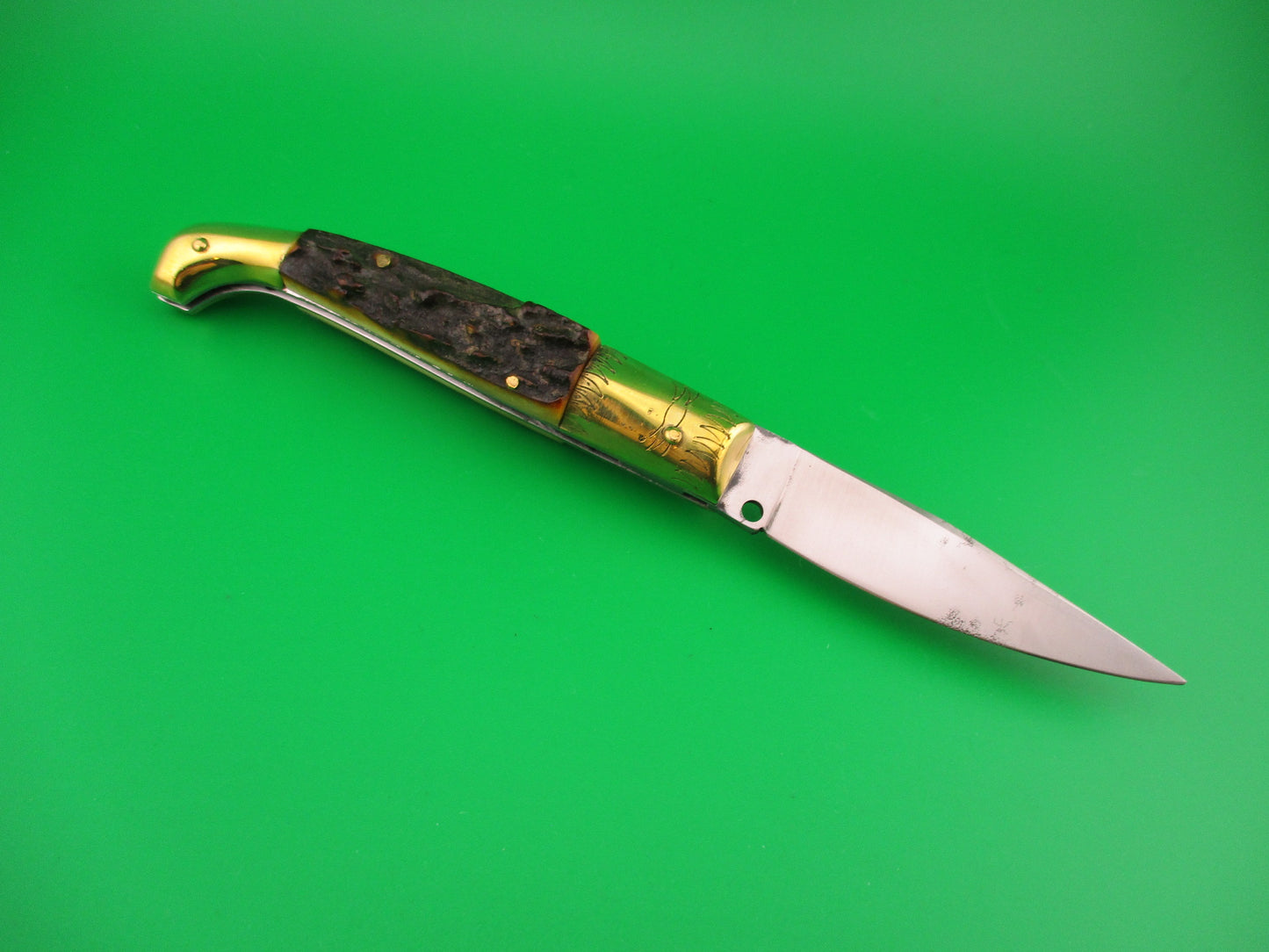 Jndiana PATENT 18cm Bo/Bc Pattada Italian Birds head Stag switchblade knife