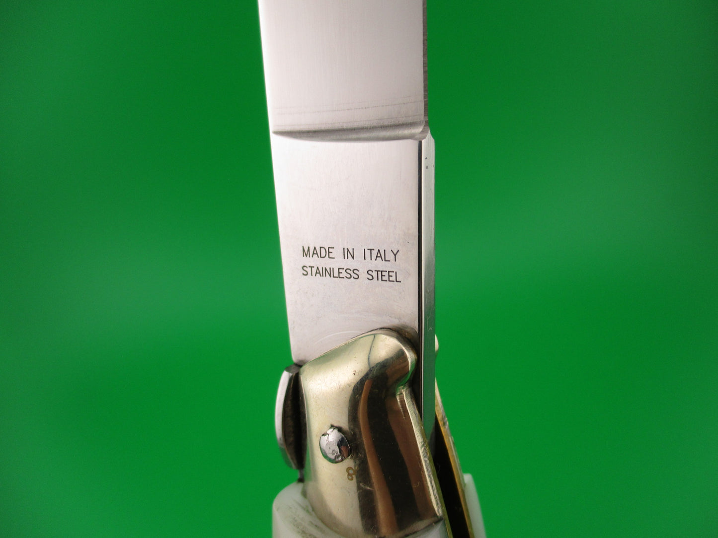 AKC 25cm Italian Picklock Fishtail Pearlex Acrylic automatic knife