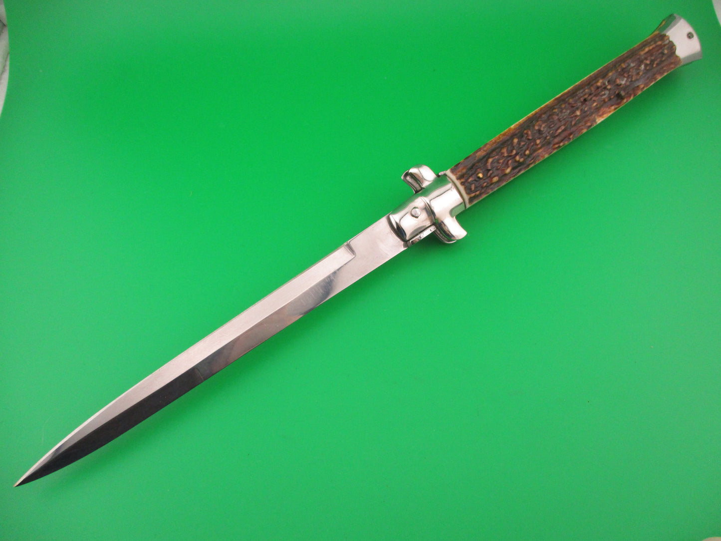 FRANK B 33cm Italian Stiletto Bayonet Stag swivel bolster automatic knife