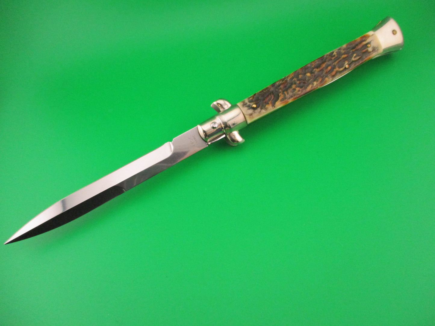 Walts LATAMA (Cat) 28cm Italian stiletto Bayonet Blade Stag switchblade knife