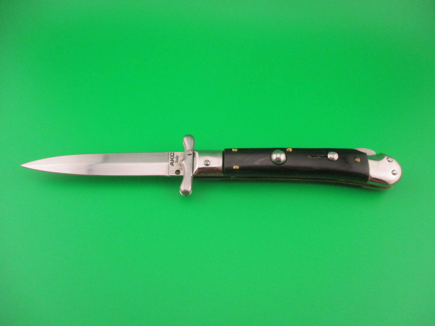 z AKC ITALY 19cm Italian Medici Swing Guard Horn handled automatic knife