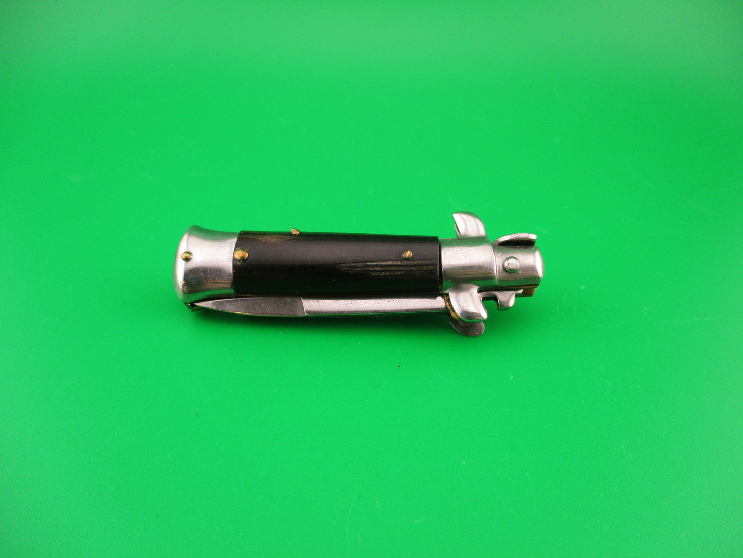 MANIAGO ITALY 12cm Italian Swivel bolster Bayonet streaked horn automatic knife