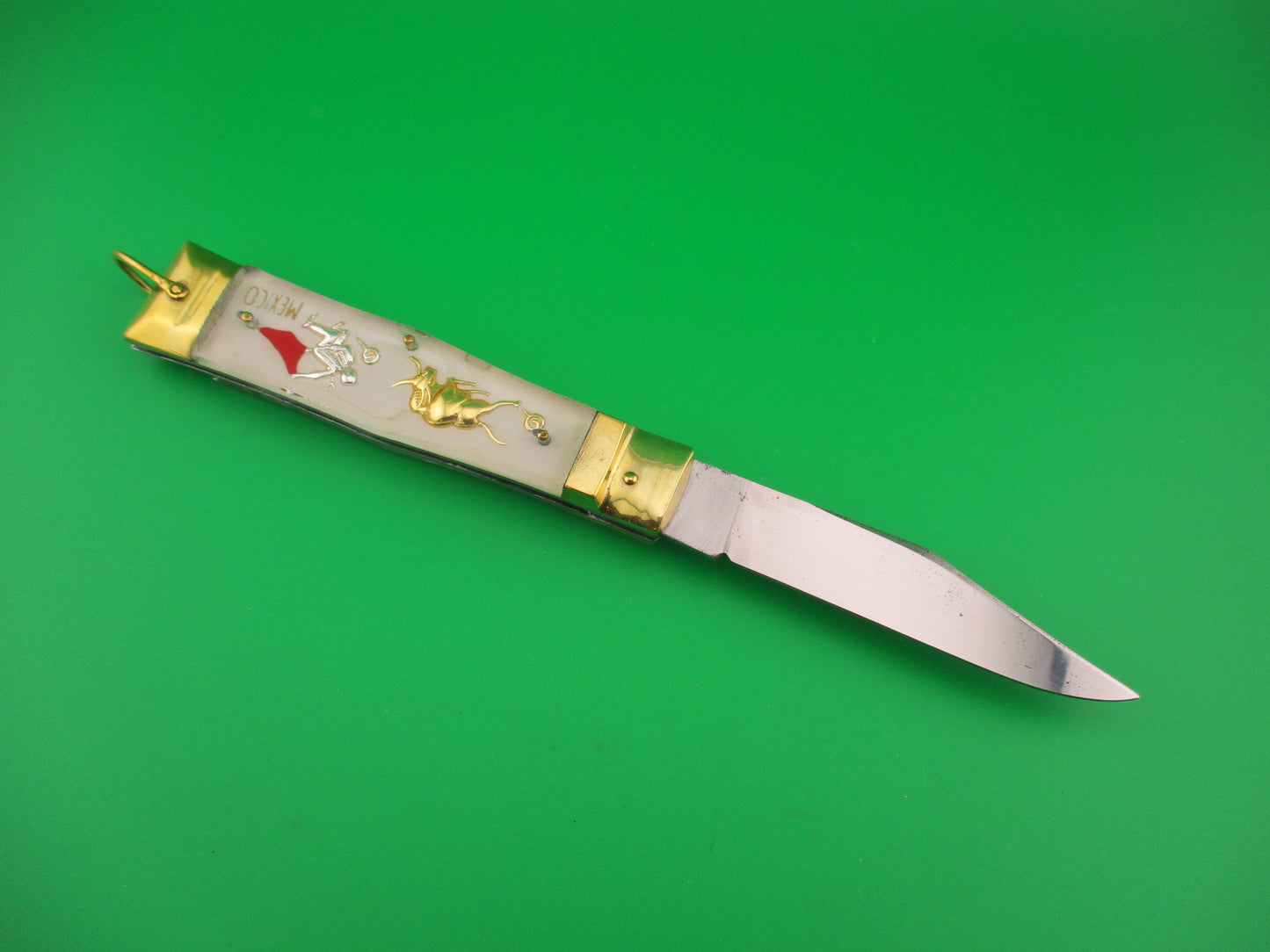 CARBON STEEL 19cm Bullfighter Dragon vintage White Lever switchblade knife