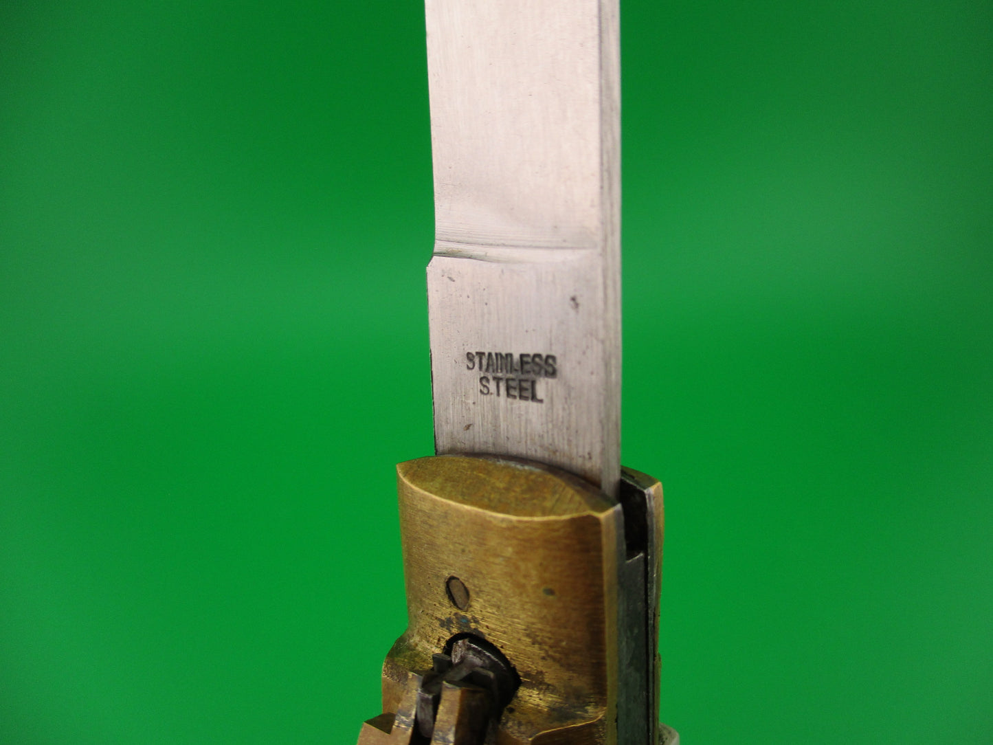 STAINLESS STEEL 19cm Japanese Bullfighter Dragon White Lever vintage automatic knife