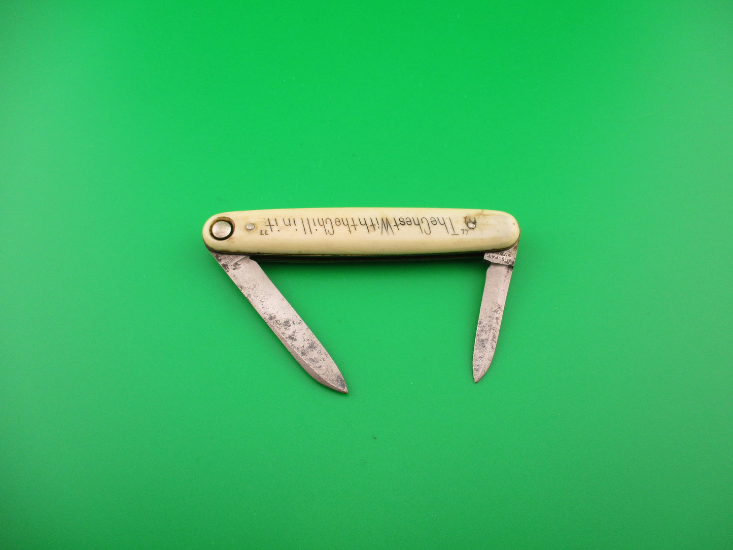 Press Button Knife Co White Mountain Ivory Celluloid Antique automatic knife