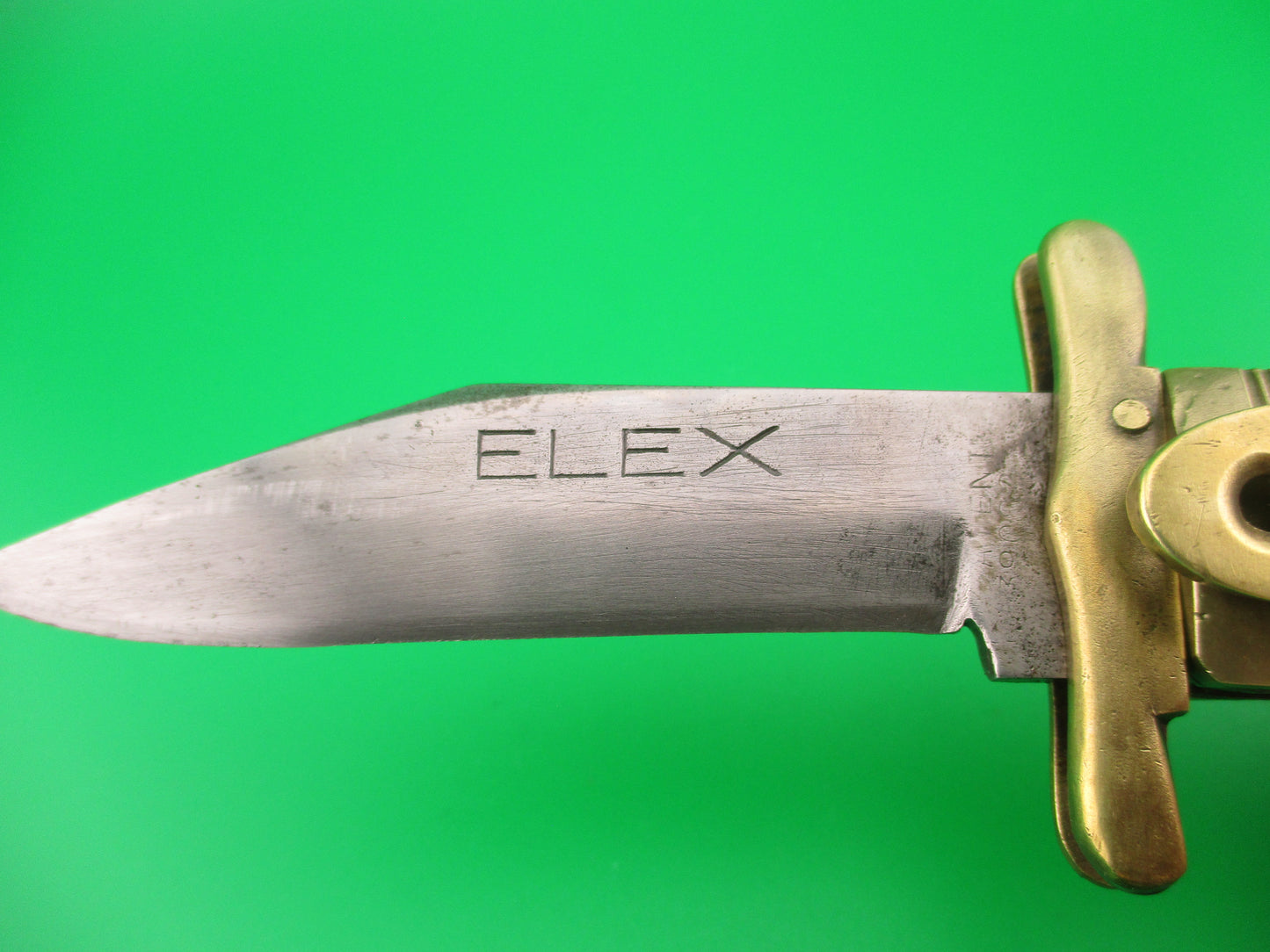 ELEX 20cm Japanese vintage Lever swing guard jigged bone & brass automatic knife