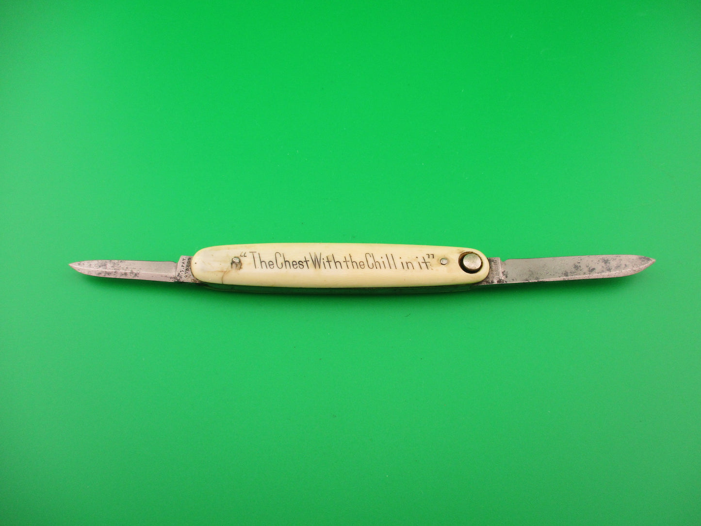 Press Button Knife Co White Mountain Ivory Celluloid Antique automatic knife