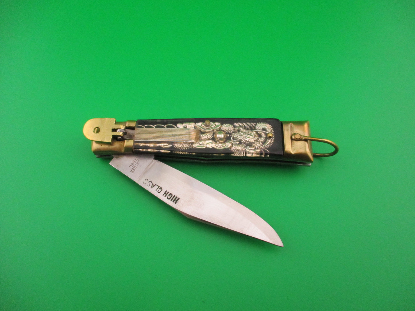 HIGH CLASS Bullfighter Dragon 19cm Mexican Black Souvenir lever switchblade knife