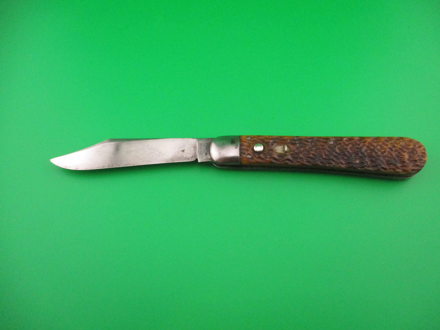 SCHRADE CUT CO Early #1543 3/4 Hunter Picked bone automatic knife