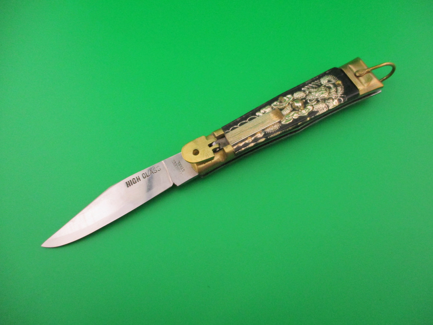 HIGH CLASS Bullfighter Dragon 19cm Mexican Black Souvenir lever switchblade knife