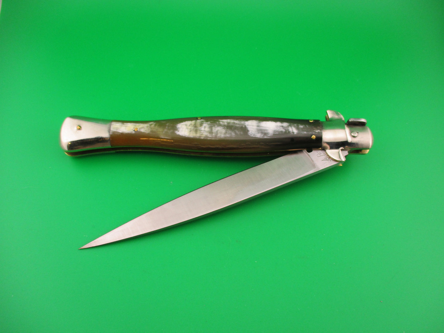 DM A.Rosa MANIAGO ITALY 33cm Italian Picklock Wasp Body Zebu horn automatic knife