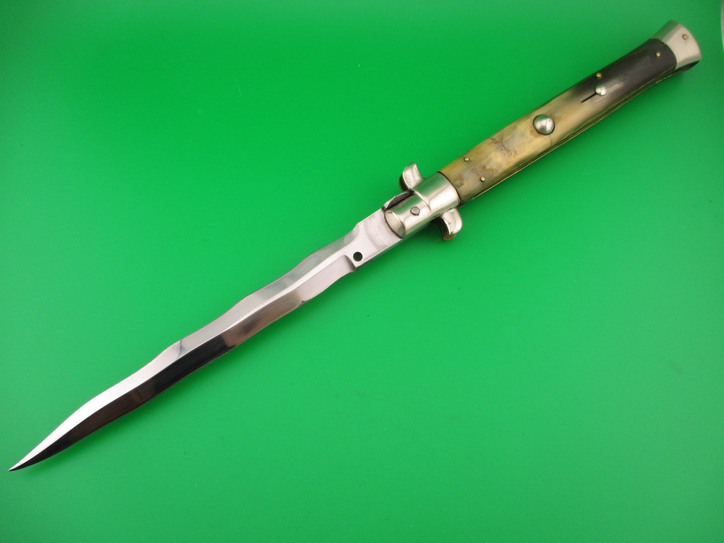 Sterile 33cm Italian Picklock Kris 1950s vintage automatic knife