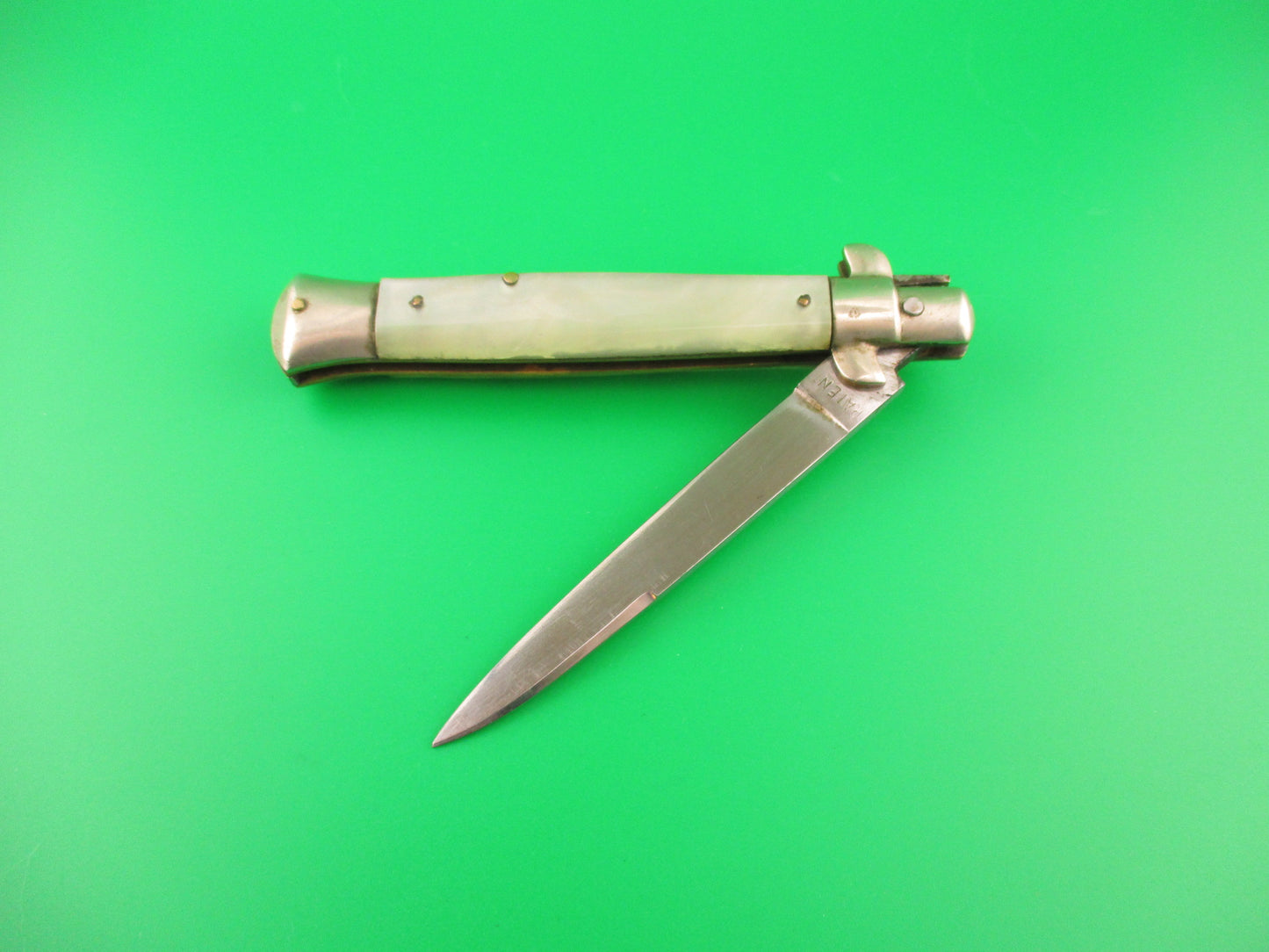 Rostfrei (slant) PATENT 22cm Italian BoBc Pearlex Vintage 1960s automatic knife
