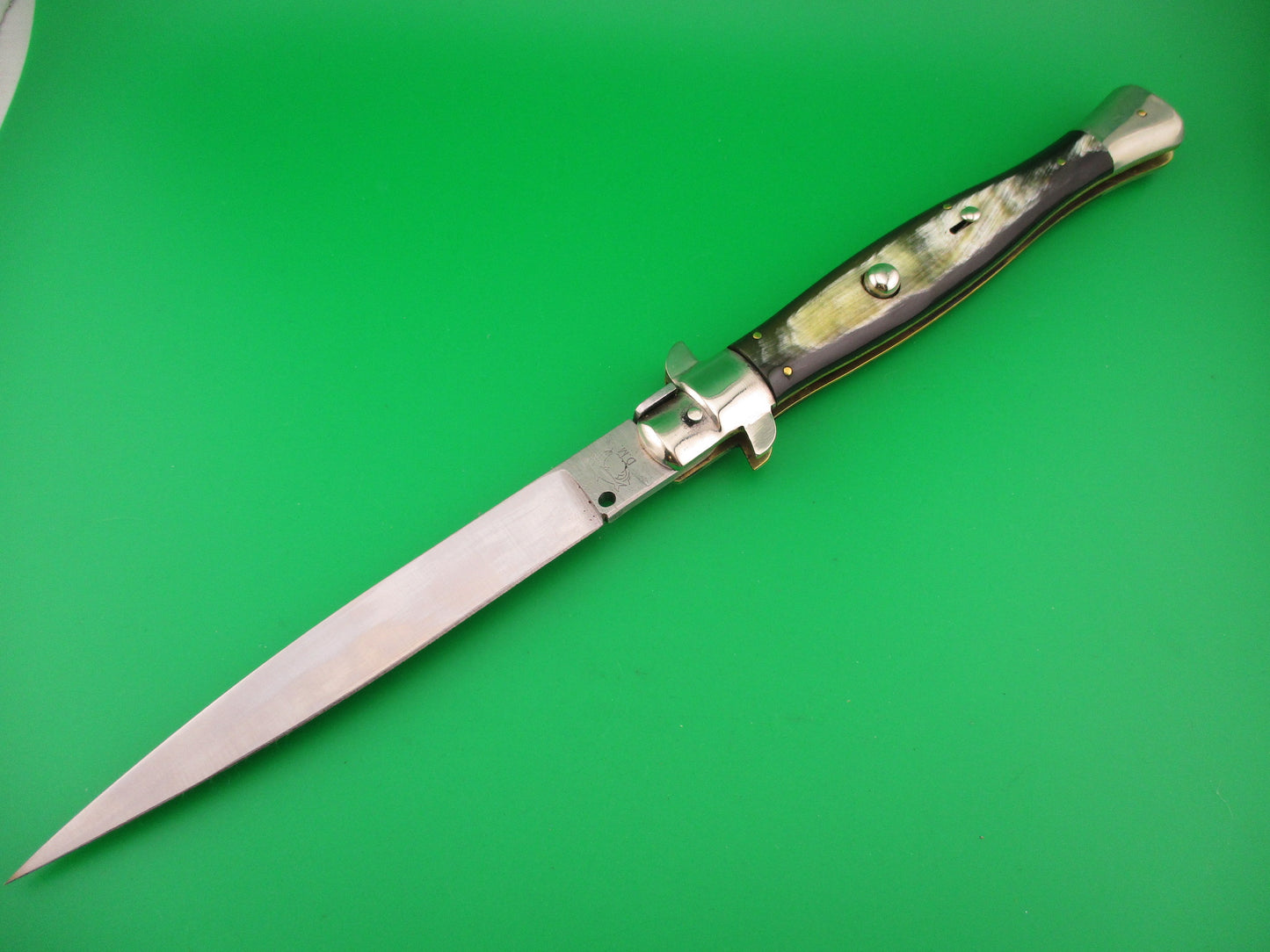 DM A.Rosa MANIAGO ITALY 33cm Italian Picklock Wasp Body Zebu horn automatic knife