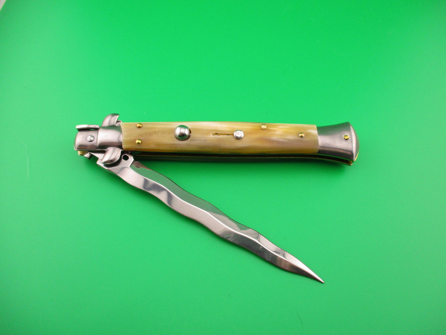 Frank B Italy 28cm Italian Swivel bolster KRIS blade Honey Horn automatic knife