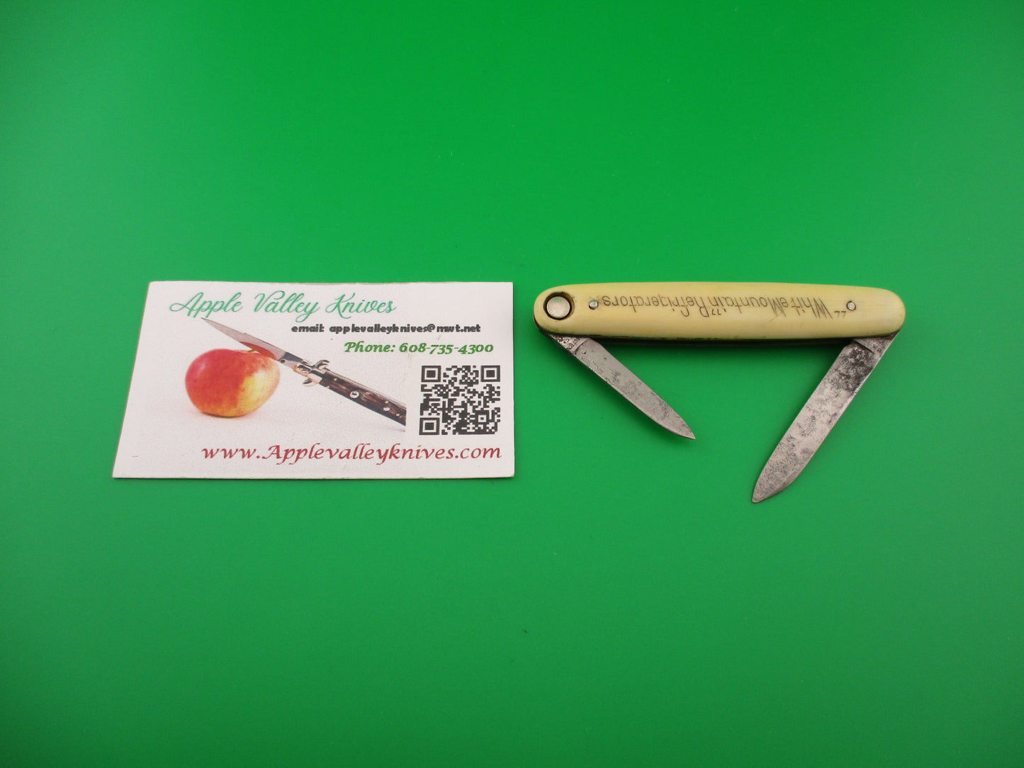 Press Button Knife Co White Mountain Ivory Celluloid Antique automatic knife