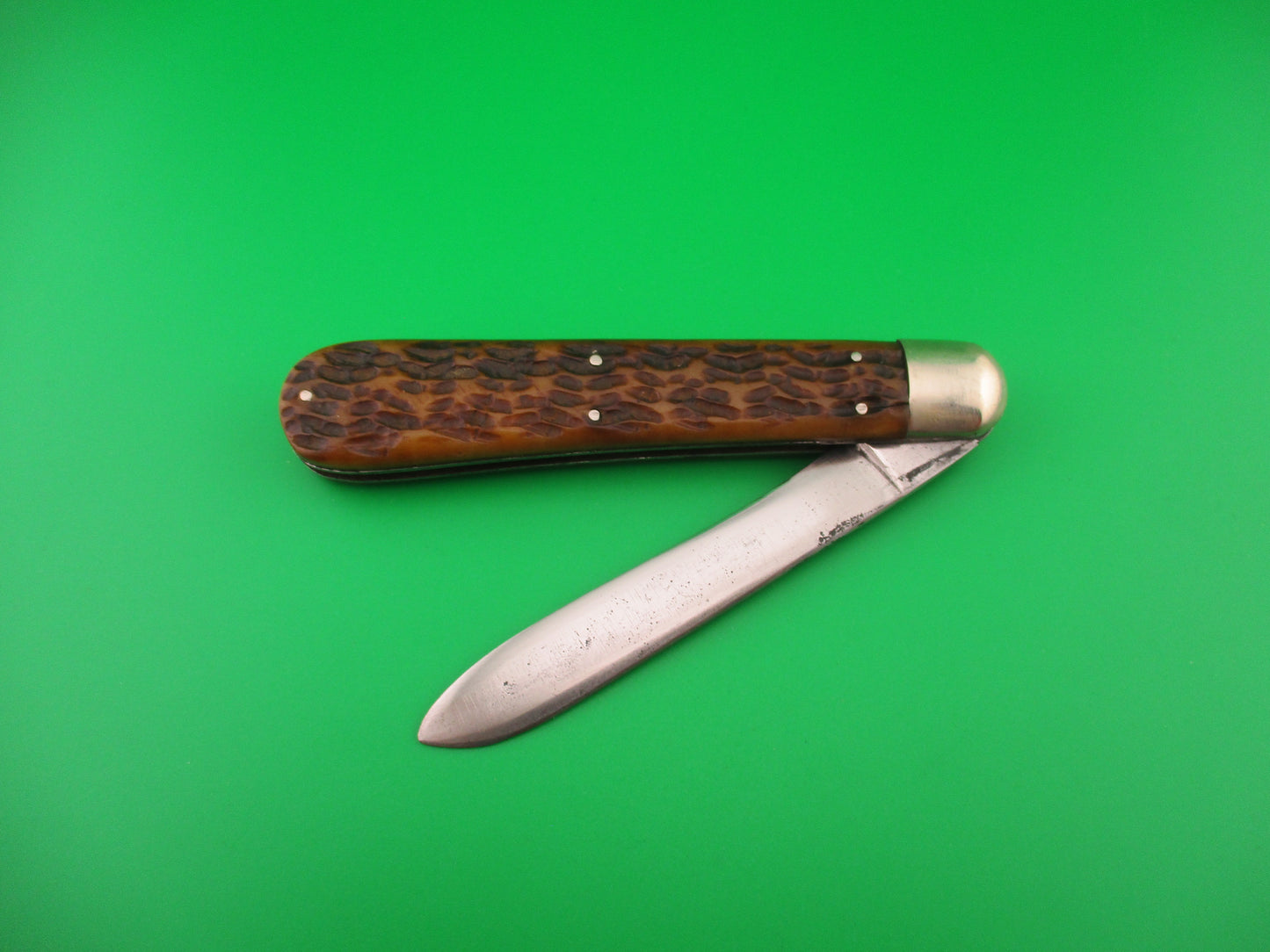 Press Button Knife Co Invincible Spear point blade picked bone switchblade knife