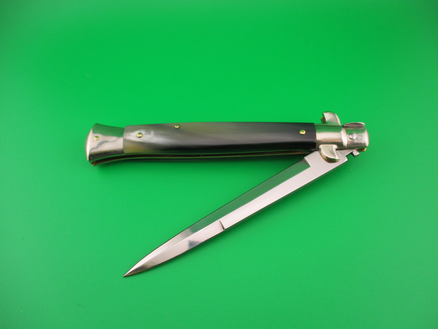 Walt's Flat Guard 28cm Italian Picklock Bayonet blade Brazilian horn automatic knife