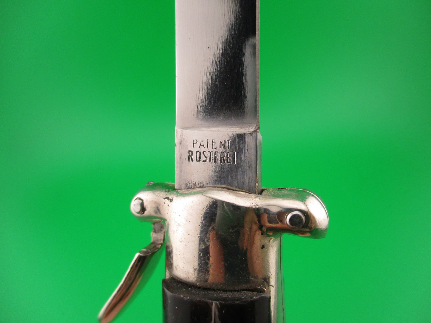C. Jul Herbertz 21cm OTF Italian trapdoor flush button NOS switchblade vintage 1960s
