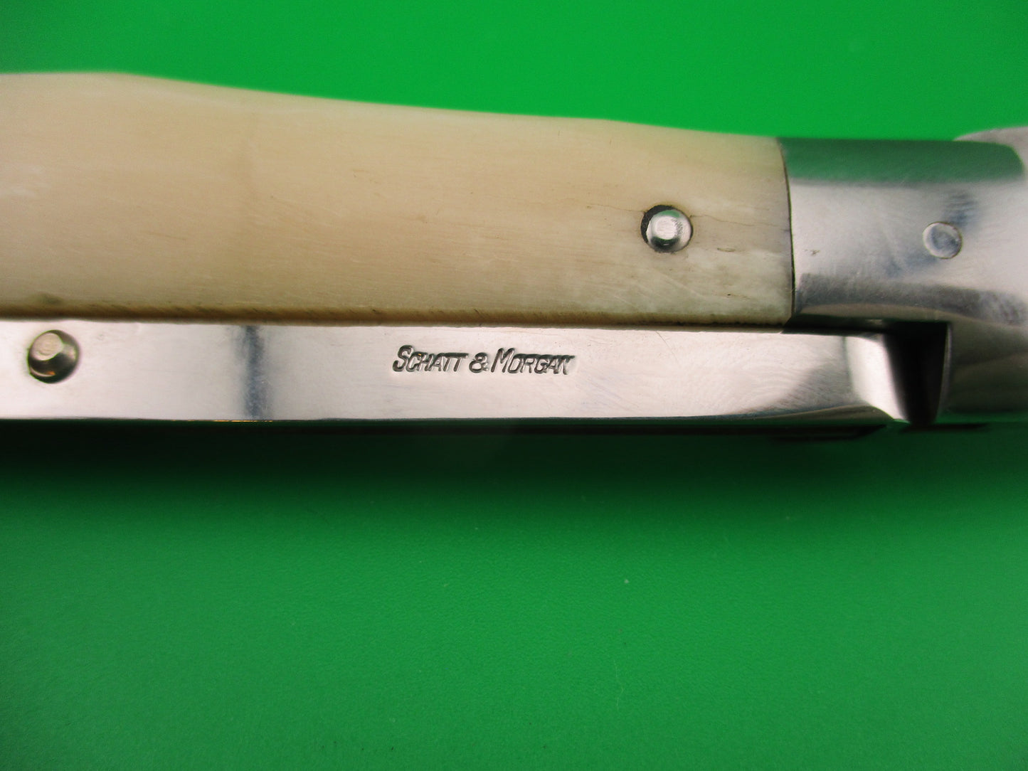 Schatt & Morgan #3 EXP S&M EXPRESS Drop point Smooth bone automatic knife