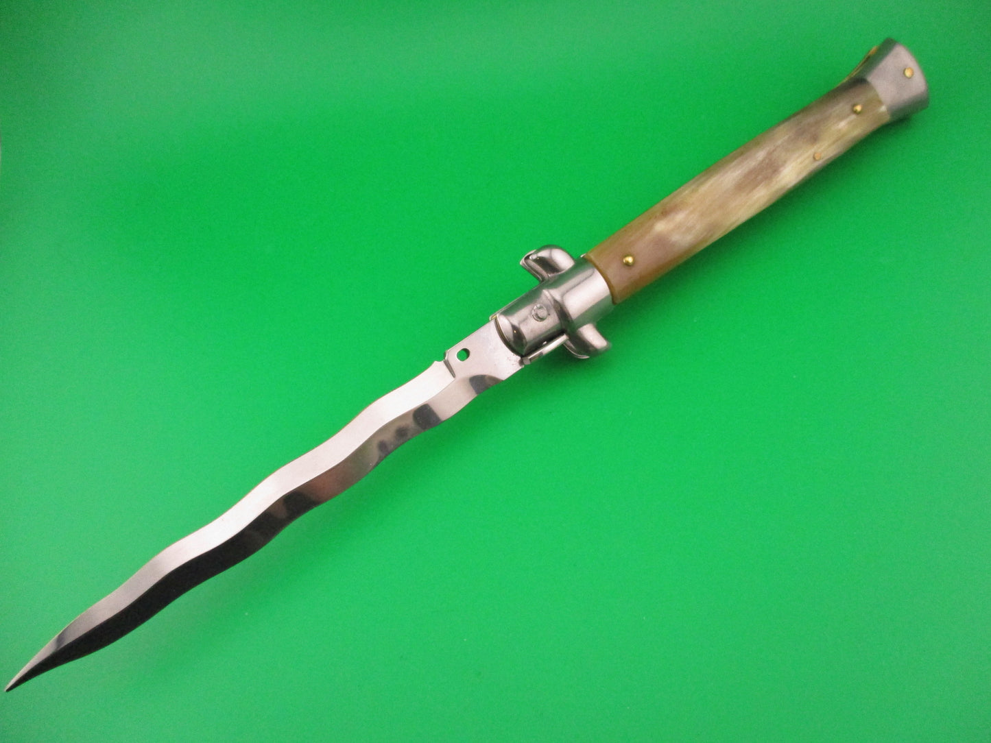 Frank B Italy 28cm Italian Swivel bolster KRIS blade Honey Horn automatic knife