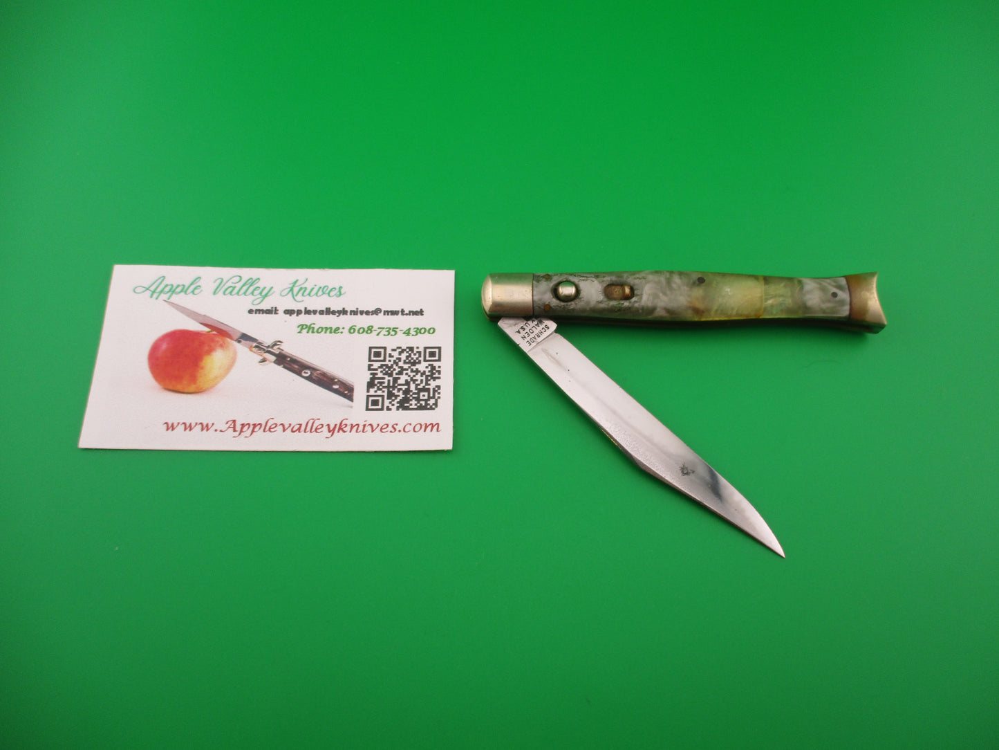 SCHRADE WALDEN Fishtail Smoked pearl celluloid w/bolsters #151 switchblade knife