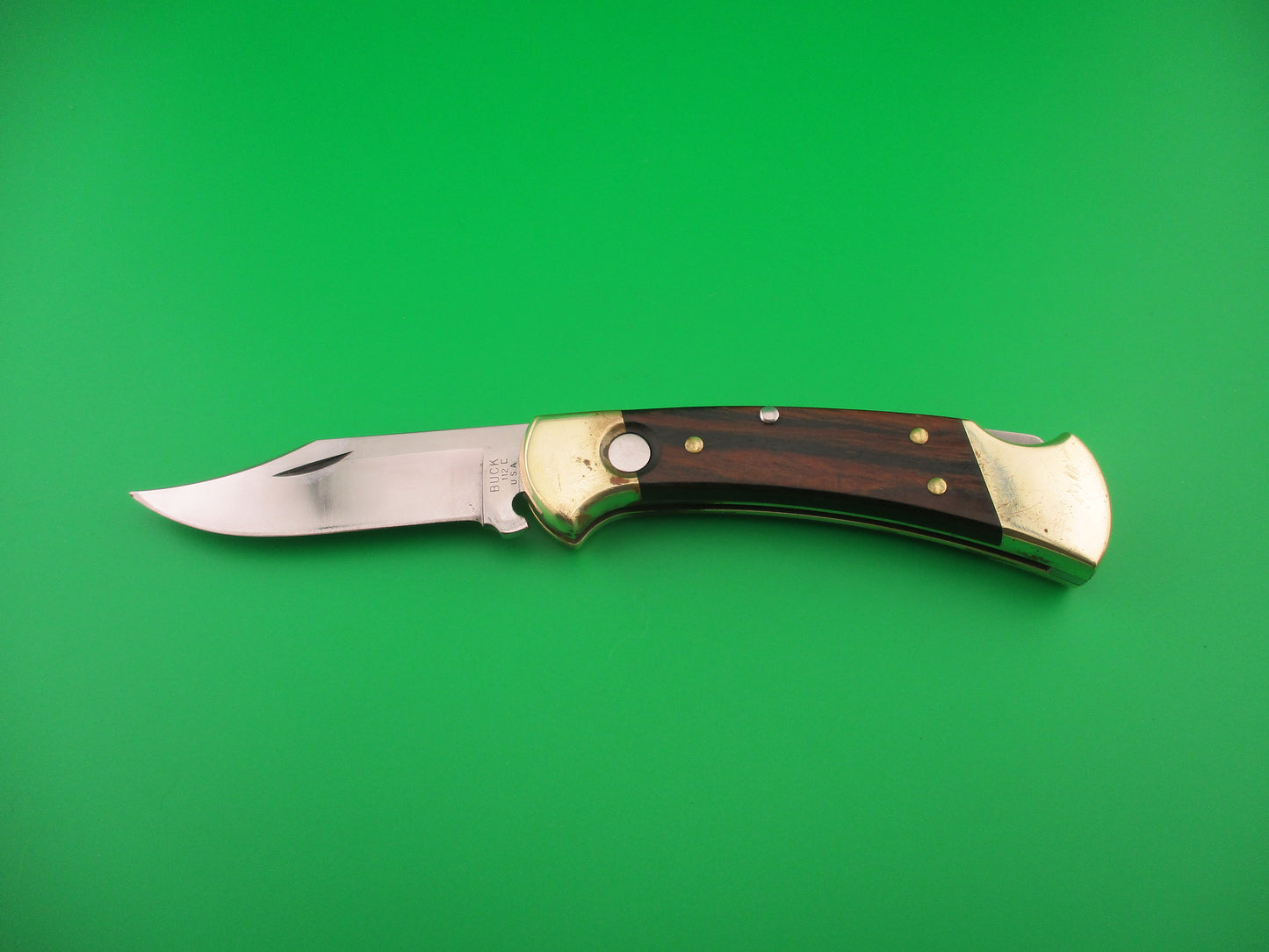 z BUCK 112 C USA Converted SA Automatic knife round button wood handles