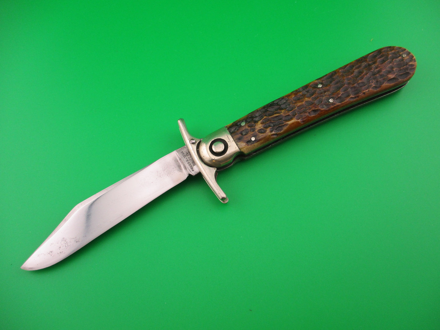 PRESS BUTTON KNIFE CO The VICTOR Antique switchblade knife