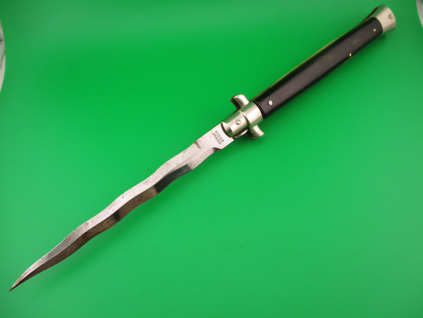 Latama ITALY 33cm Italian Picklock Kris blade 13 inch vintage 1950s automatic knife