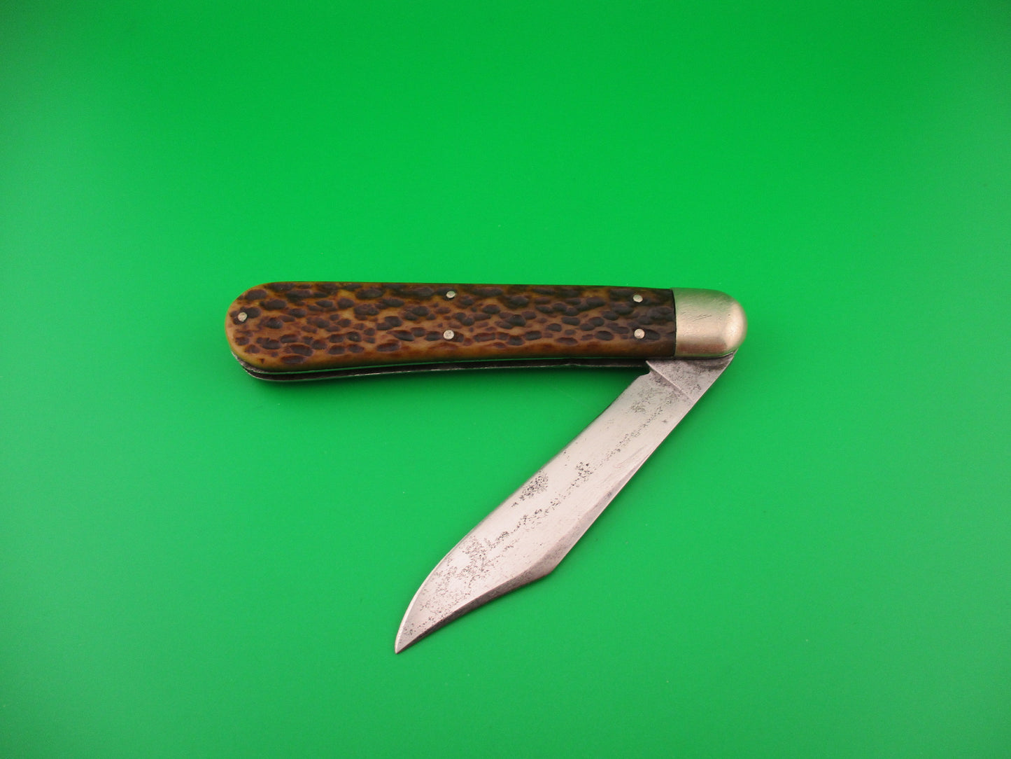 Press Button Knife Co #1000 INVINCIBLE antique switchblade knife