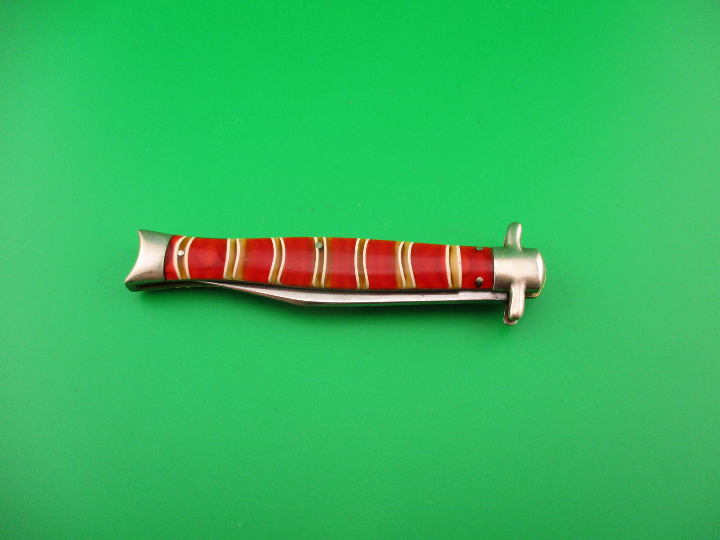 Remington R645 Bowtie Fishtail Candystripe Vintage 1940s automatic knife
