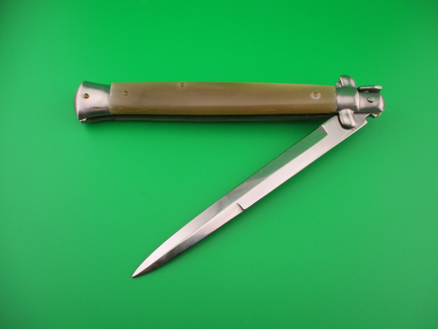 AKC 33cm Italian Swivel Bolster Honey & Cream automatic knife vintage 1990s
