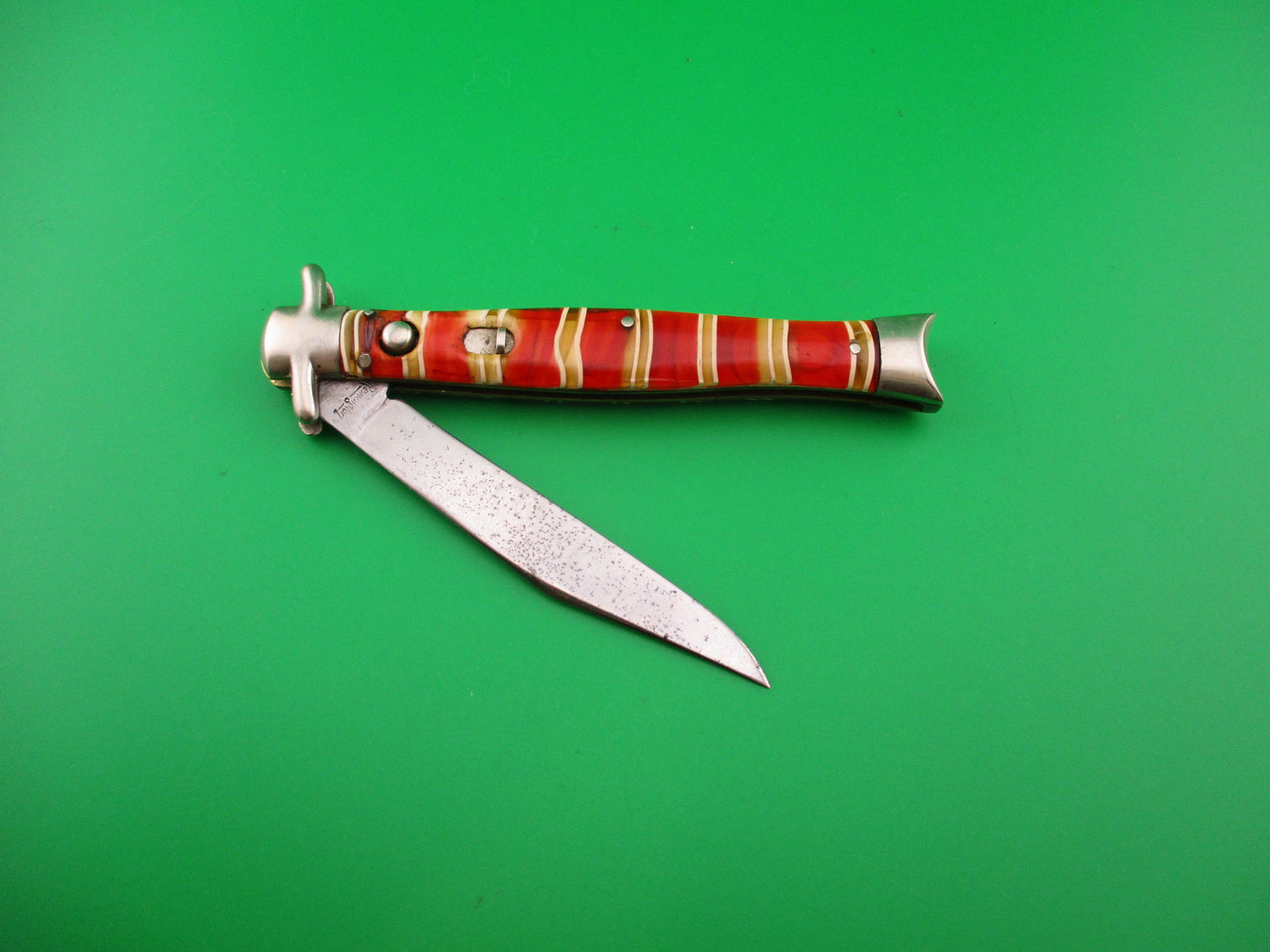 Remington R645 Bowtie Fishtail Candystripe Vintage 1940s automatic knife