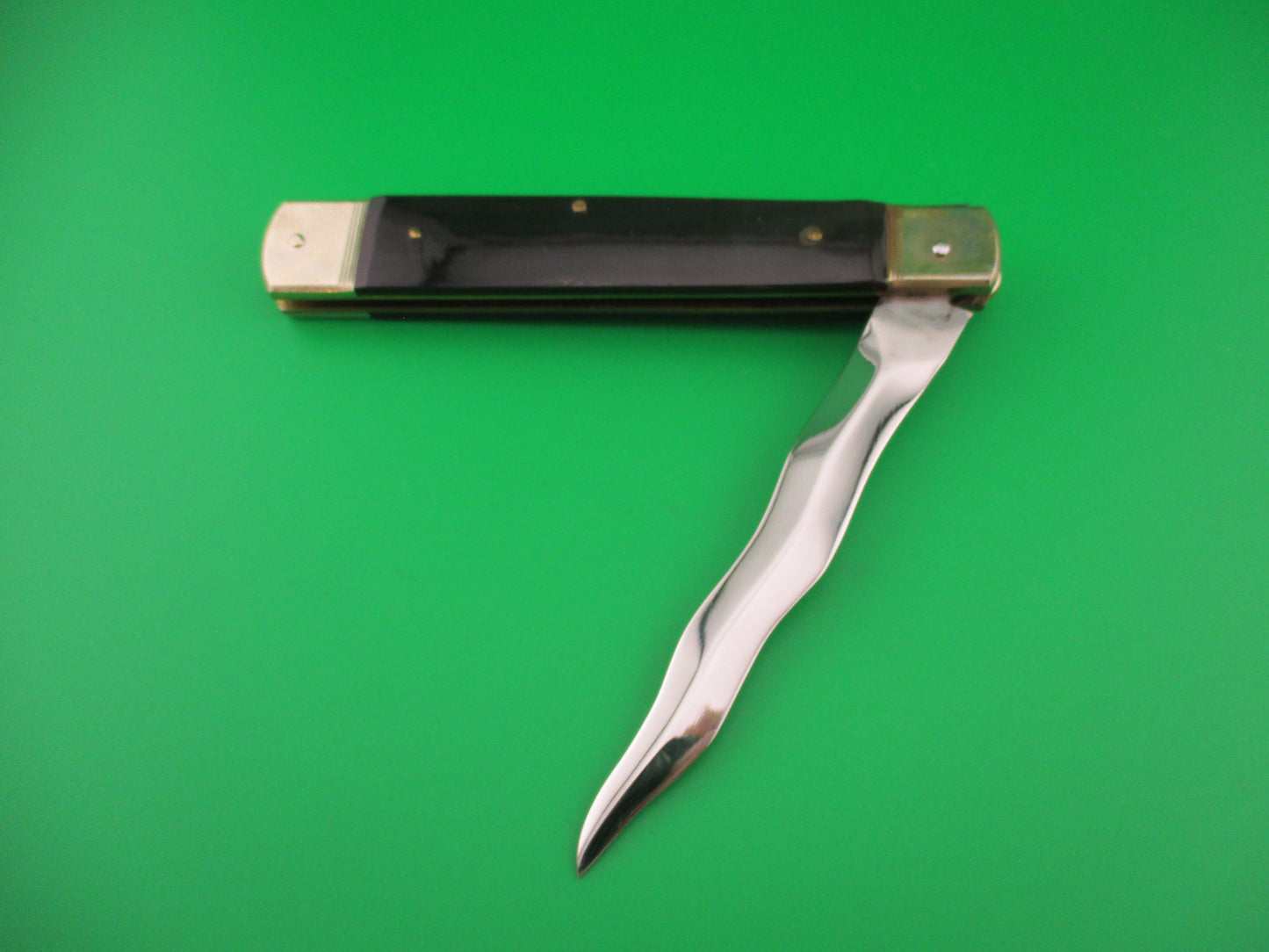 Hubertus 14cm German Lever Slimline KRIS blade Horn handled automatic knife