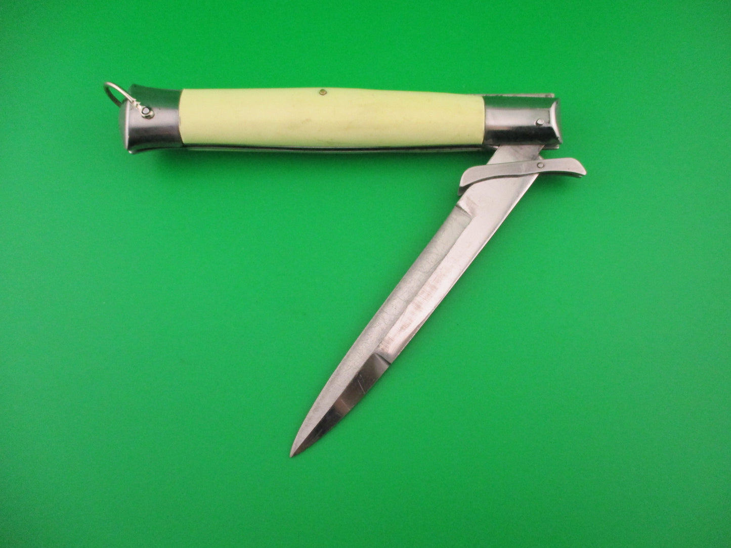 Rizzuto Estileto Milano 28cm Japanese Batwing White vintage automatic knife