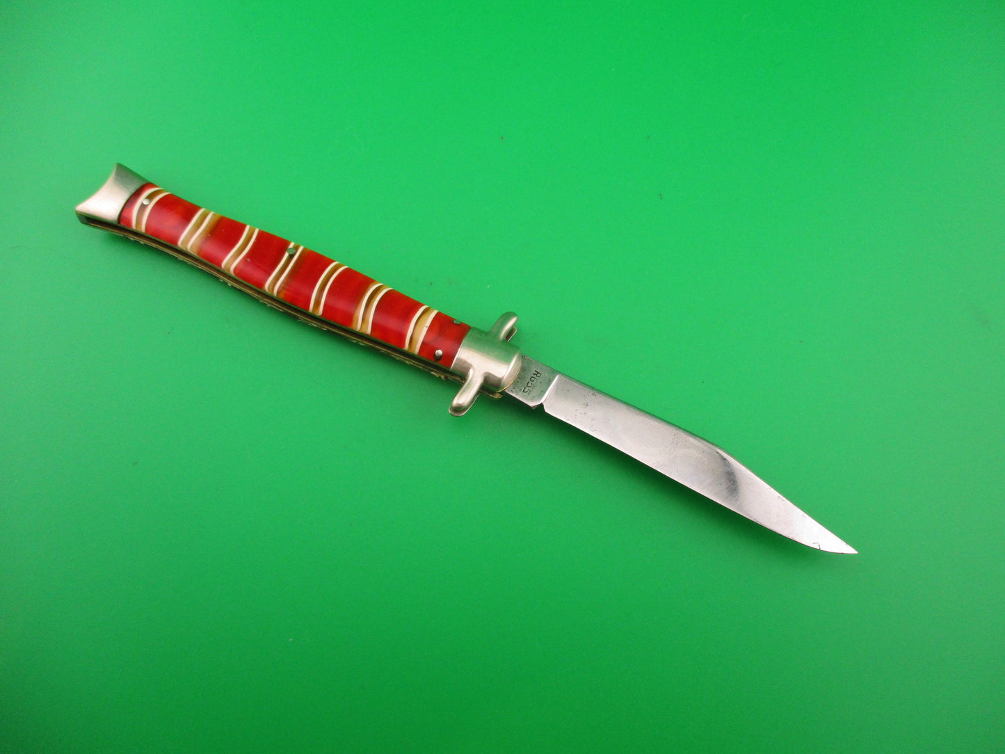 Remington R645 Bowtie Fishtail Candystripe Vintage 1940s automatic knife