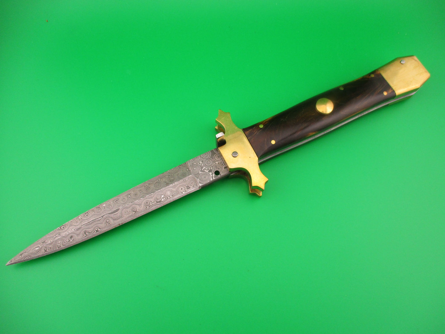 Custom Medieval 29cm Damascus Dagger Brass bolster Hand Made Automatic knife