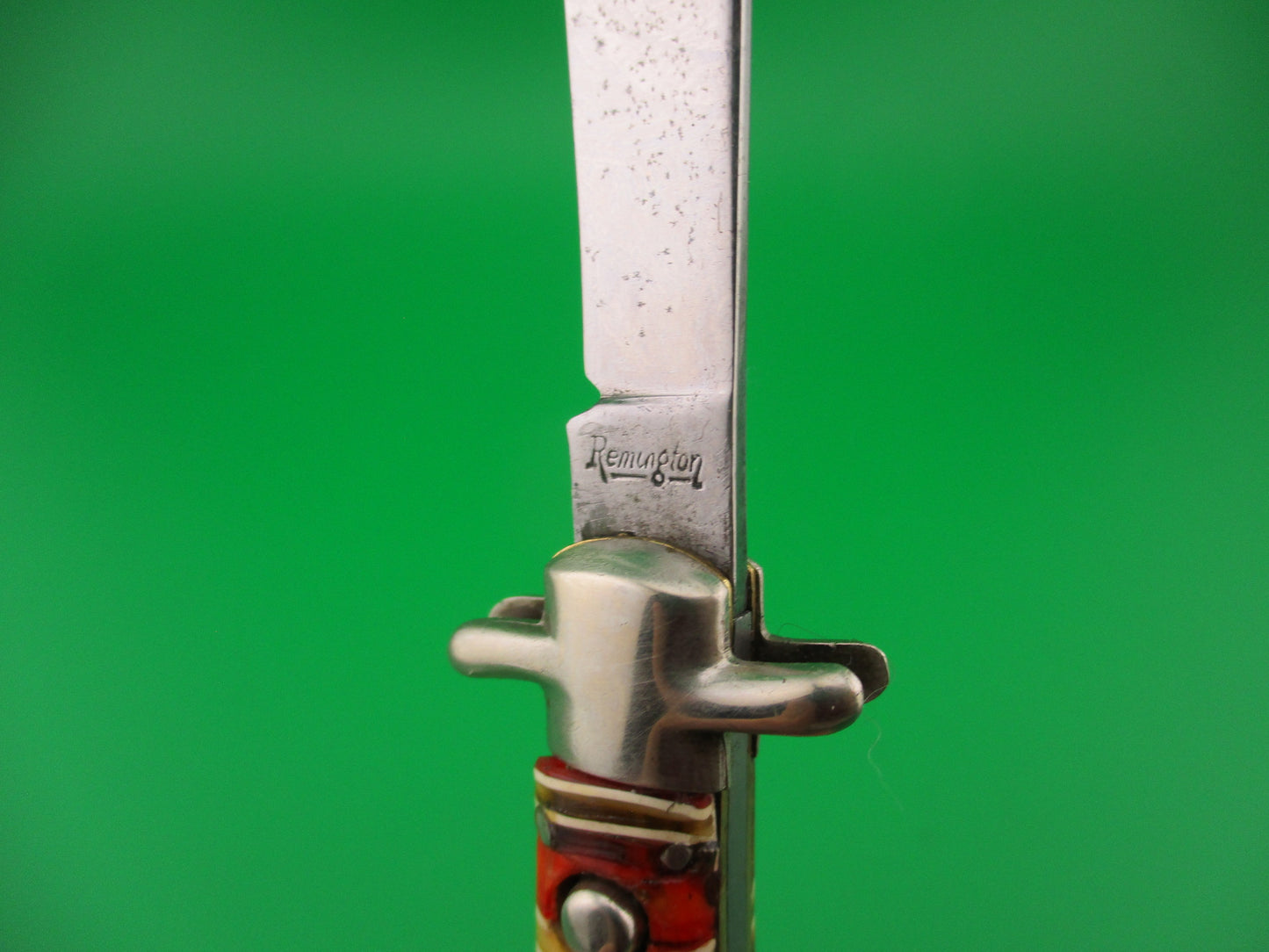 Remington R645 Bowtie Fishtail Candystripe Vintage 1940s automatic knife